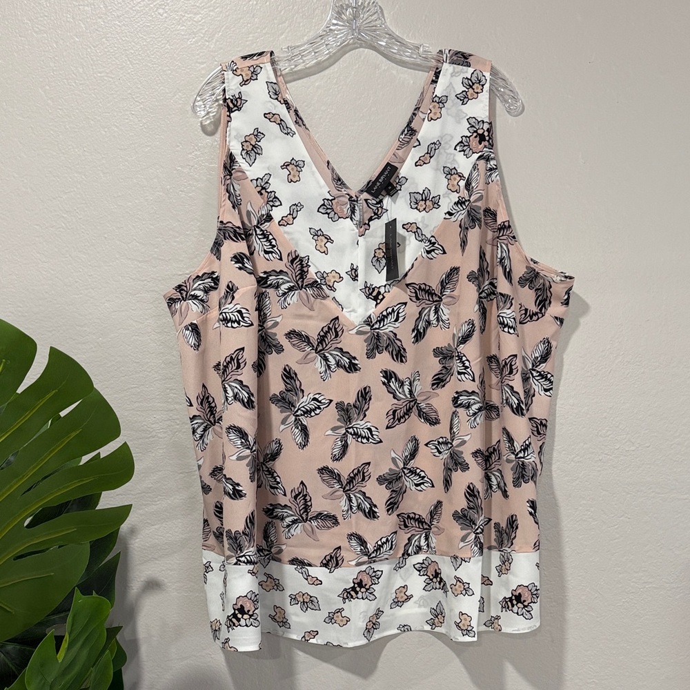 NWT Lane Bryant Blush Pink and White Floral Tank Top plus size 26